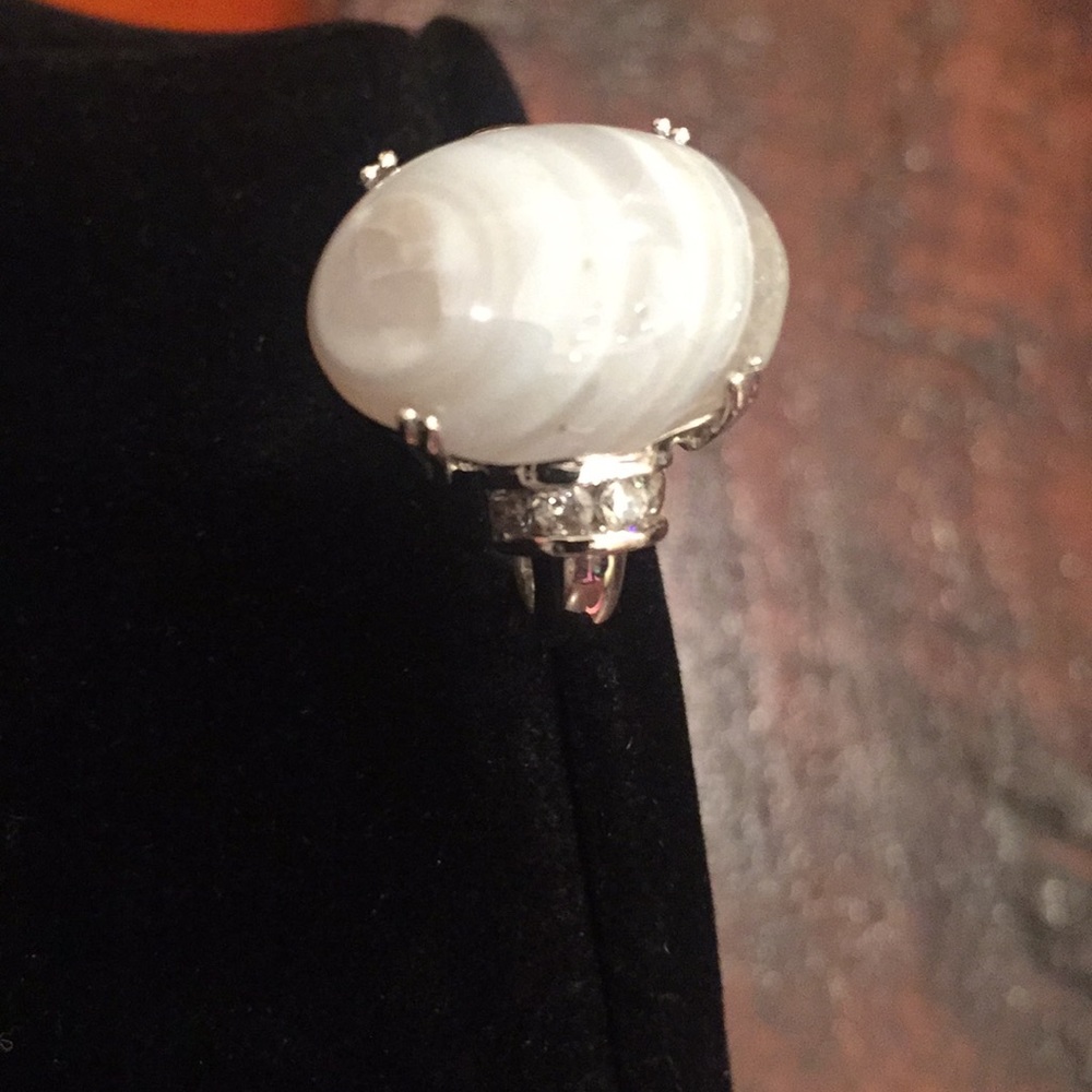 Banded Agate Ring - Picture 7 of 8